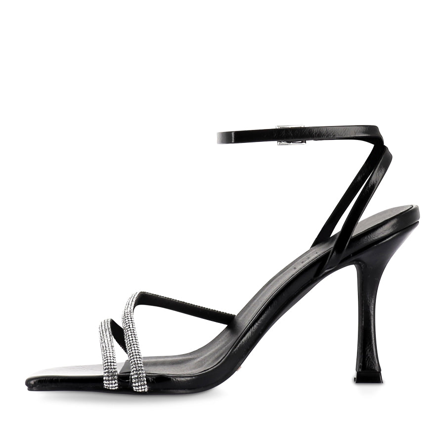REYES - BLACK CRINKLE-DIAMANTE – Evans Shoes