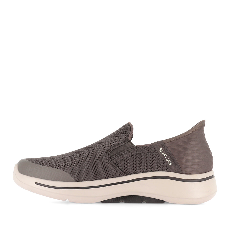 GO WALK ARCH FIT SLIP (M) - TAUPE