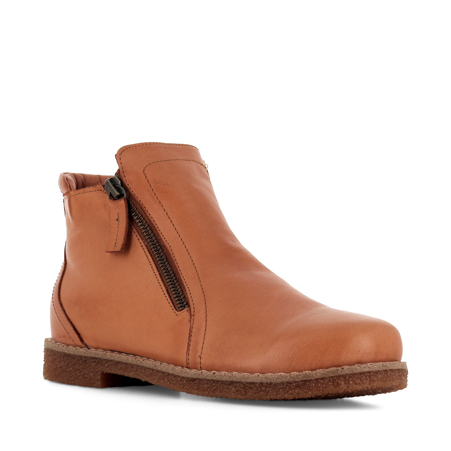 TALLOW - COGNAC LEATHER