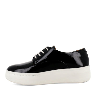 DERBY CITY LACEUP - BLACK PATENT CRINKLE