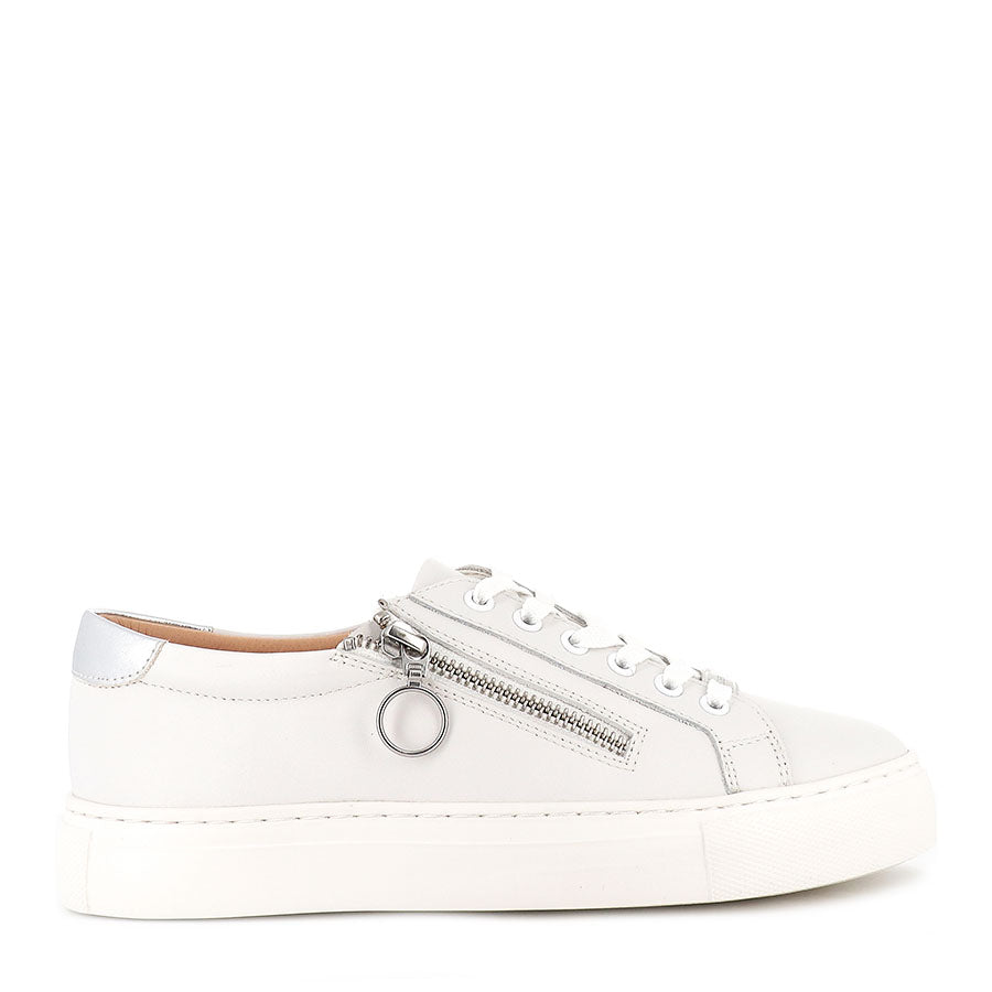 PAMELA XF - WHITE SILVER LEATHER – Evans Shoes